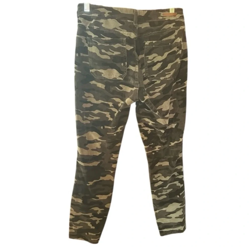 Anthropologie‎ Pilcro and The Letterpress Corduroy Camo Pants Size 29